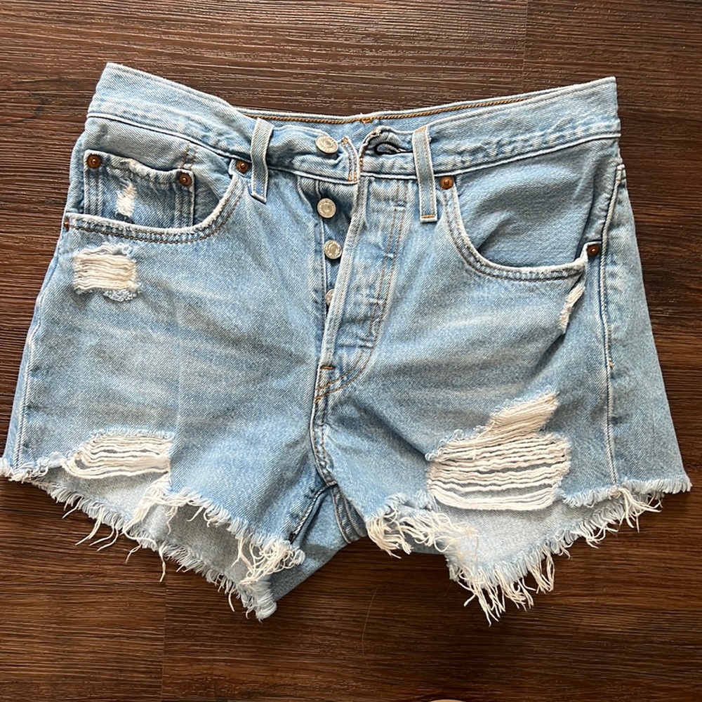 Levi shorts